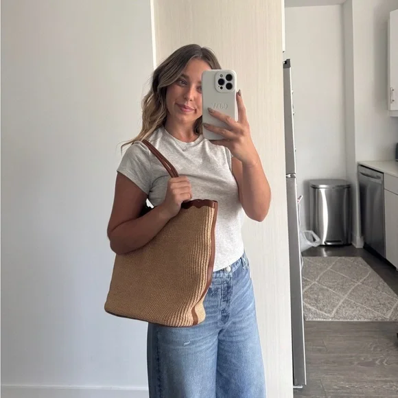 REFORMATION Isabella Tote - Picture 3 of 9